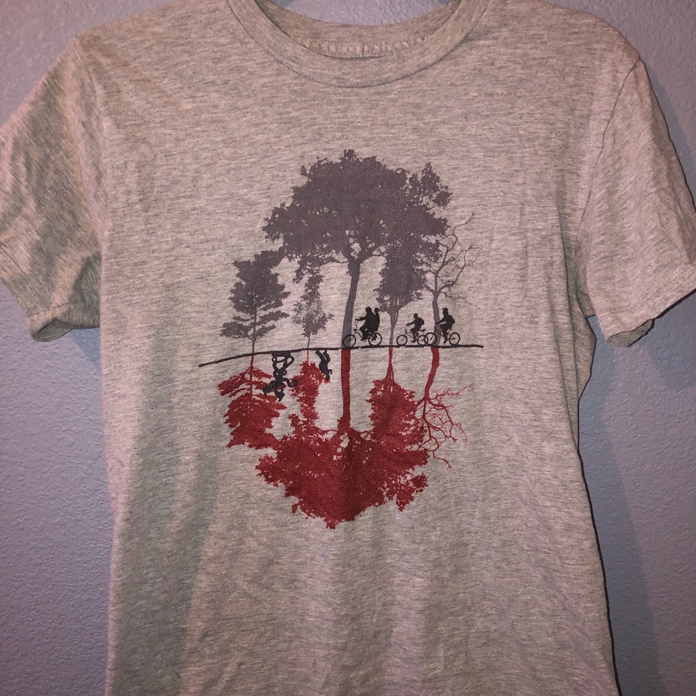 Stranger Things Tee❤️